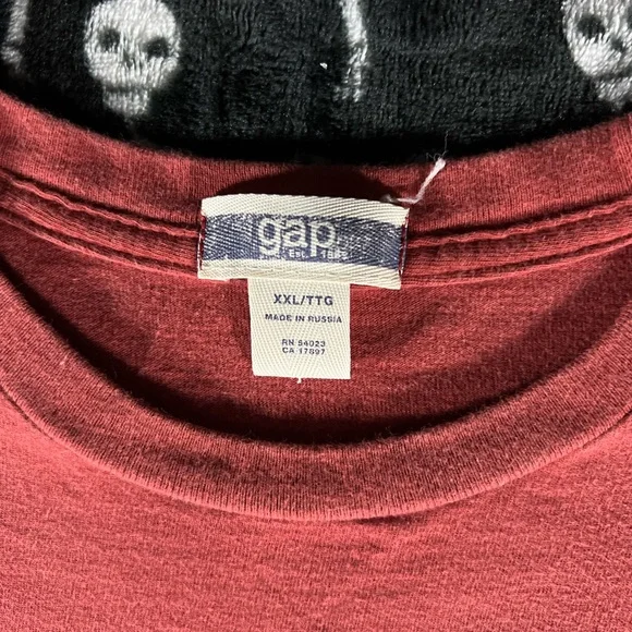 Vintage RARE GAP Made in Russia - Men's Orange T-Shirt with Navy Stripe - Picture 3 of 7